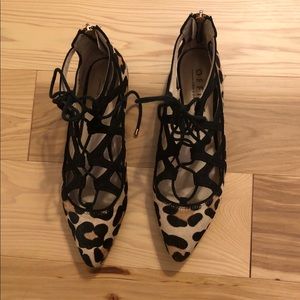 Leopard flats size 39 (8.5)